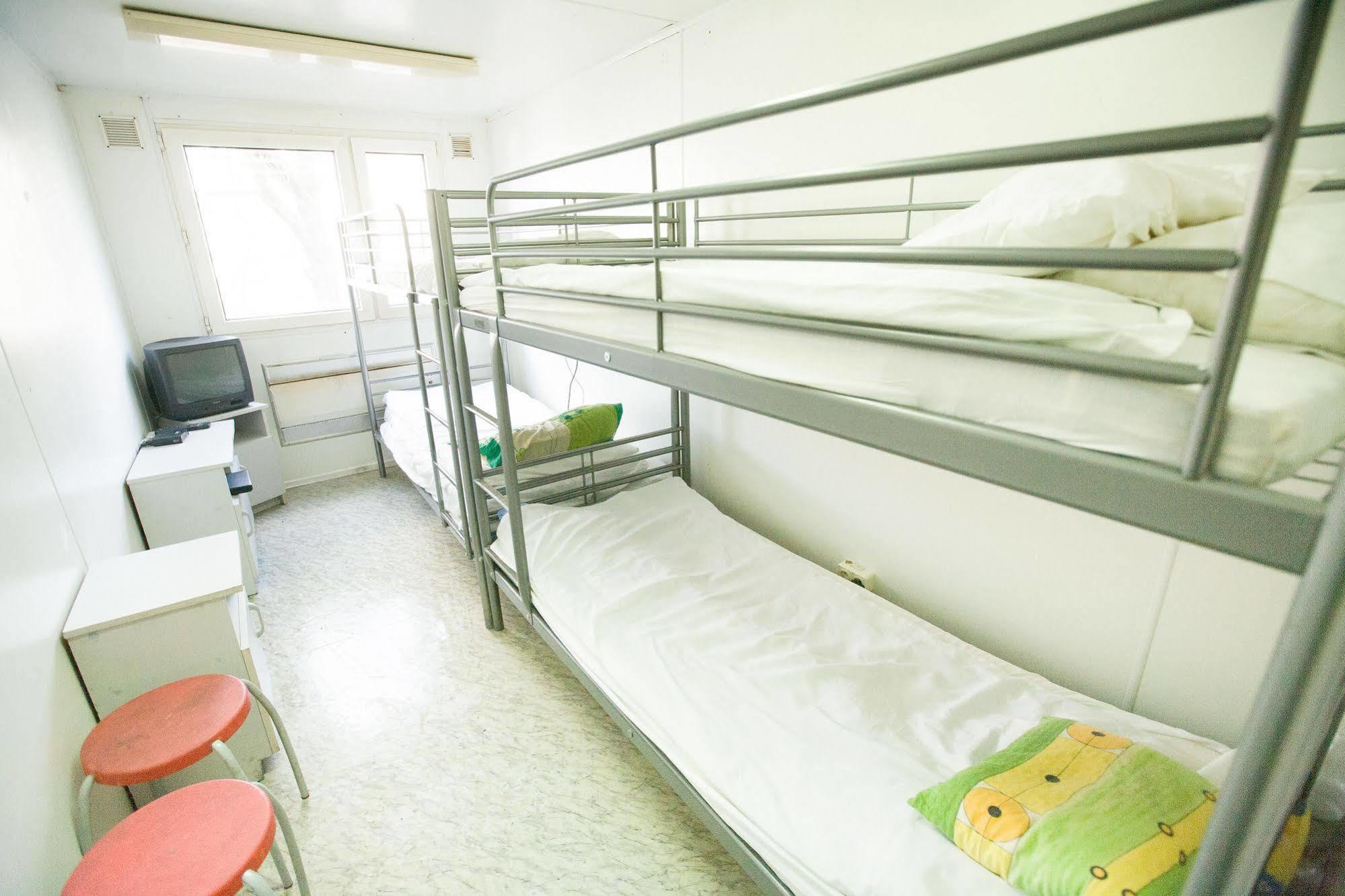 Hostel Metro Warszawa Exteriör bild